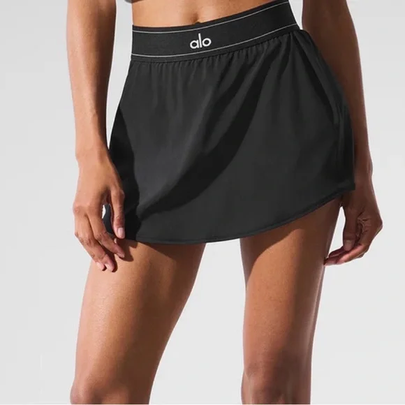 ALO Yoga Women's Dark Gray Skort - Picture 5 of 5